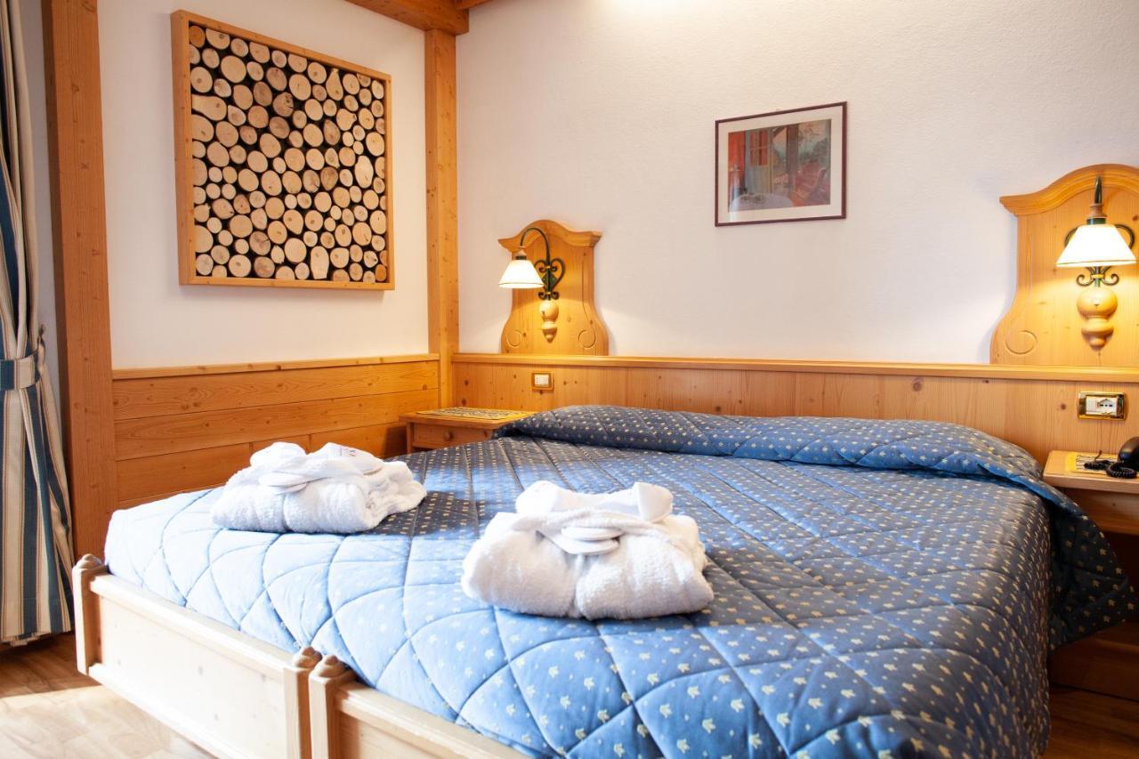Hotel Posta フォルニ・ディ・ソプラ エクステリア 写真