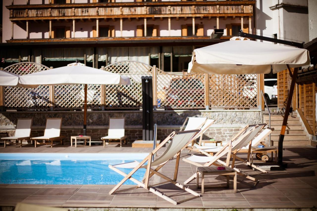 Hotel Posta フォルニ・ディ・ソプラ エクステリア 写真