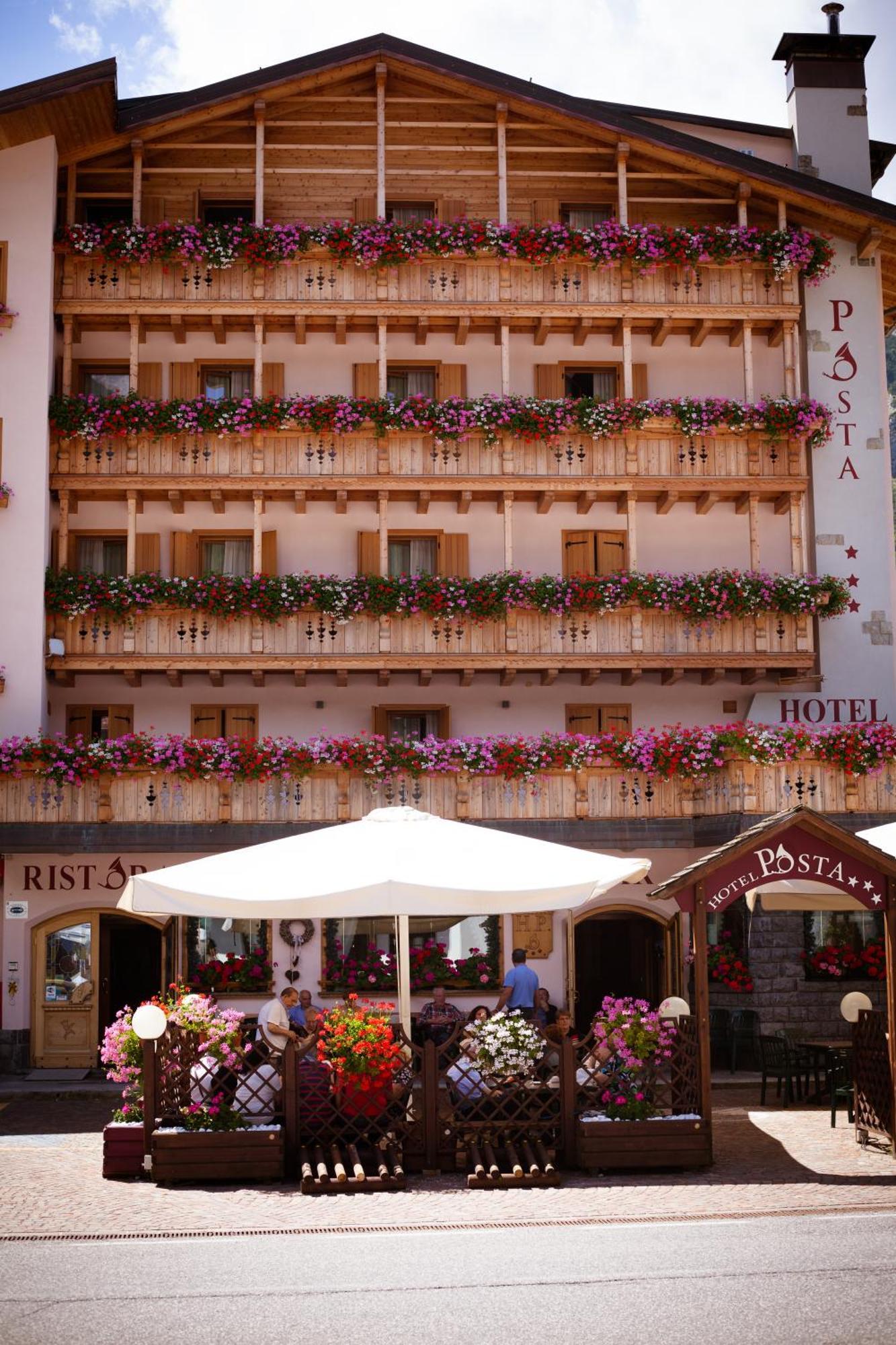 Hotel Posta フォルニ・ディ・ソプラ エクステリア 写真